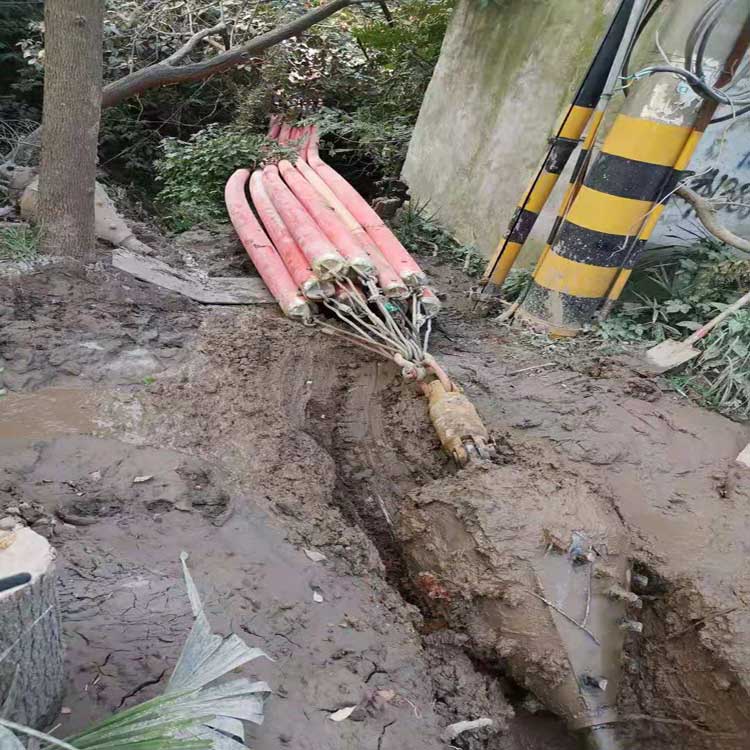 黄山铜矿拖拉管